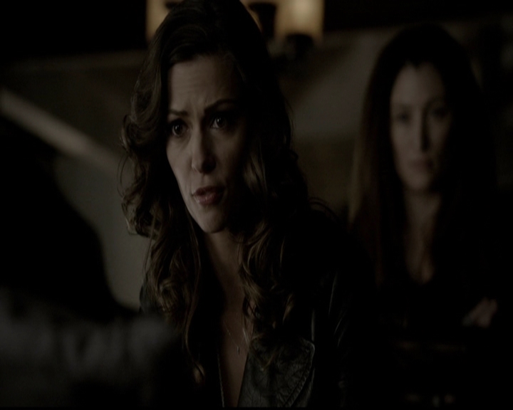 VampireDiariesWorld-dot-org_5x11-500YearsOfSolitude1406.jpg