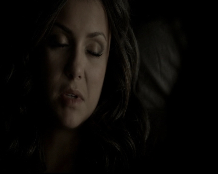 VampireDiariesWorld-dot-org_5x11-500YearsOfSolitude1439.jpg