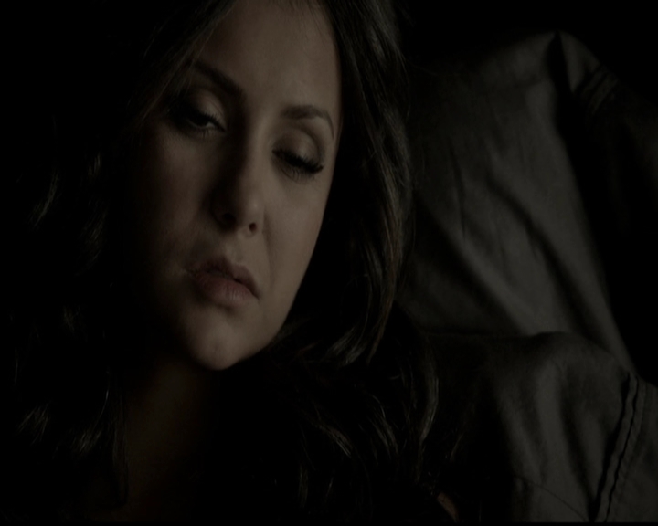 VampireDiariesWorld-dot-org_5x11-500YearsOfSolitude1504.jpg