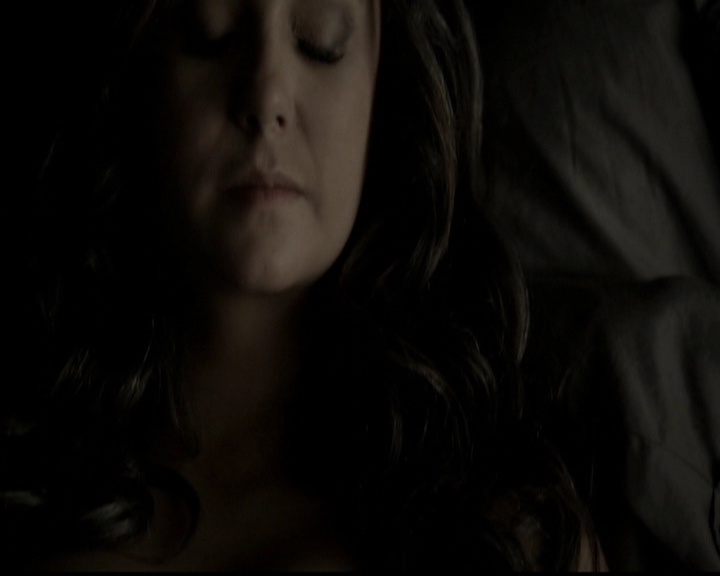 VampireDiariesWorld-dot-org_5x11-500YearsOfSolitude1509.jpg