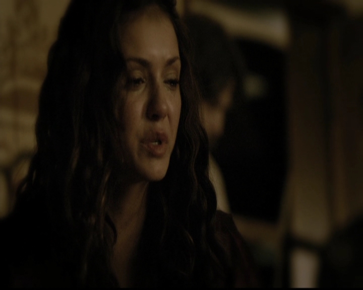 VampireDiariesWorld-dot-org_5x11-500YearsOfSolitude1756.jpg