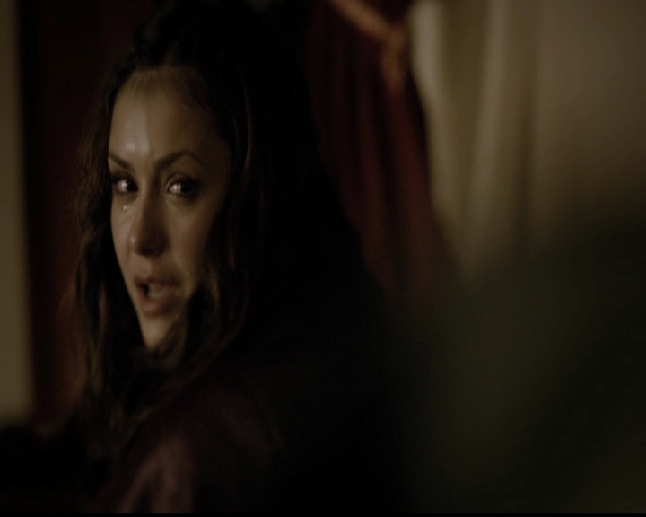 VampireDiariesWorld-dot-org_5x11-500YearsOfSolitude1760.jpg