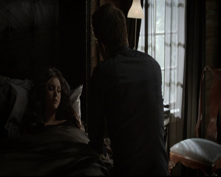 VampireDiariesWorld-dot-org_5x11-500YearsOfSolitude1870.jpg