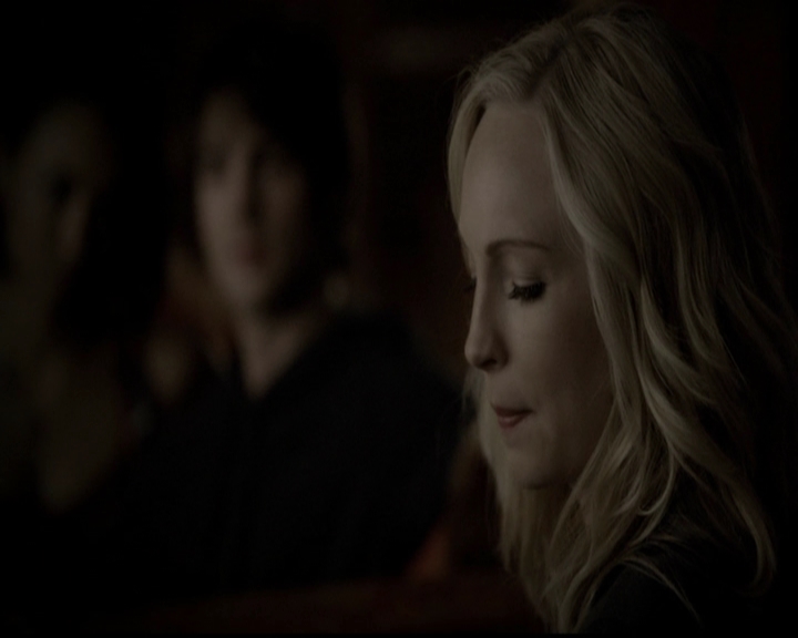 VampireDiariesWorld-dot-org_5x11-500YearsOfSolitude2028.jpg