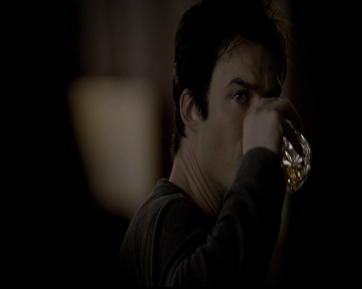 VampireDiariesWorld-dot-org_5x11-500YearsOfSolitude2060.jpg