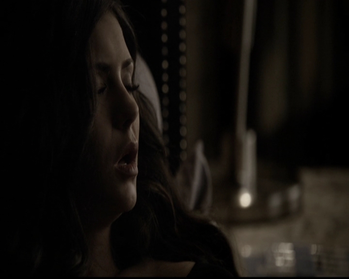 VampireDiariesWorld-dot-org_5x11-500YearsOfSolitude2089.jpg