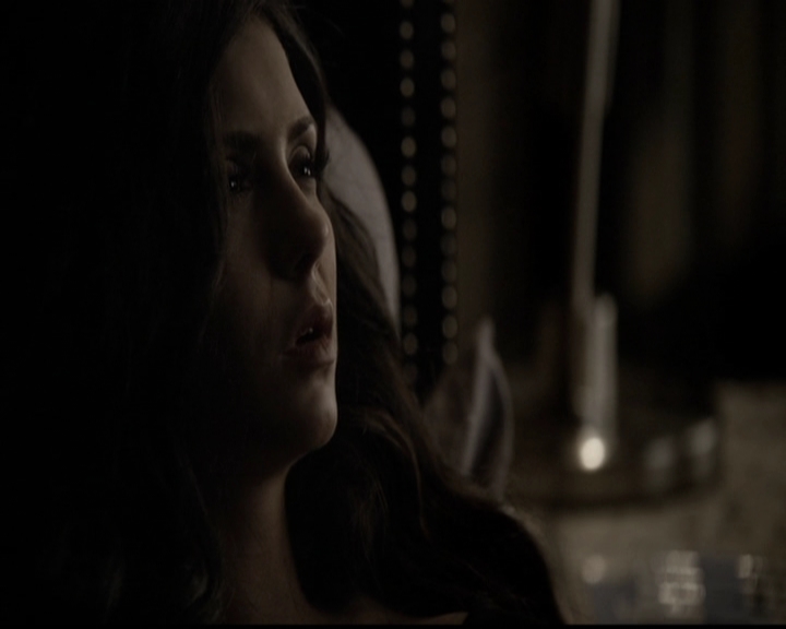 VampireDiariesWorld-dot-org_5x11-500YearsOfSolitude2090.jpg