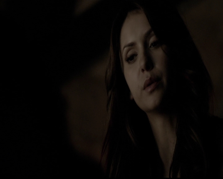 VampireDiariesWorld-dot-org_5x11-500YearsOfSolitude2123.jpg