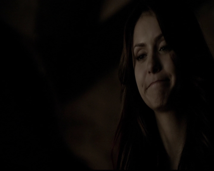 VampireDiariesWorld-dot-org_5x11-500YearsOfSolitude2158.jpg