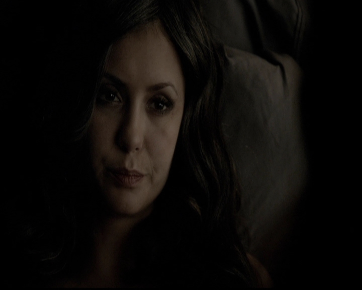 VampireDiariesWorld-dot-org_5x11-500YearsOfSolitude2188.jpg