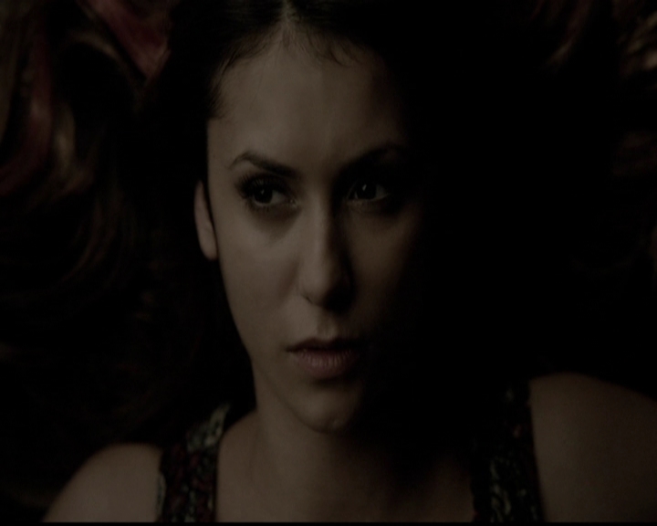 VampireDiariesWorld-dot-org_5x11-500YearsOfSolitude2254.jpg