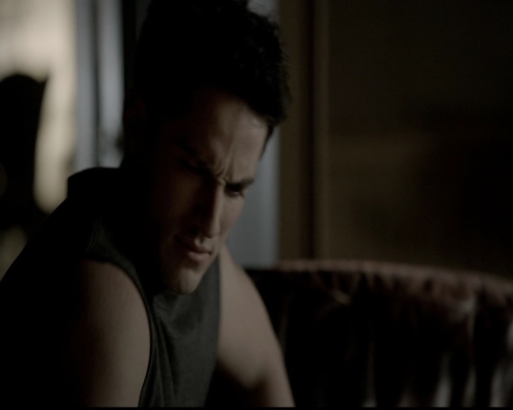 VampireDiariesWorld-dot-org_5x12TheDevilInside2741.jpg