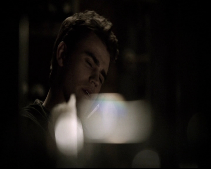 VampireDiariesWorld-dot-org_5x12TheDevilInside2847.jpg