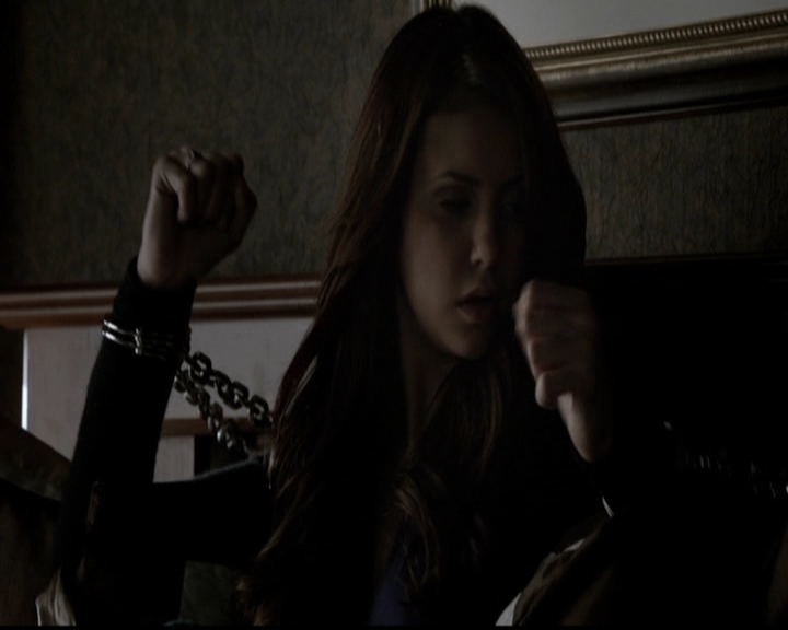 VampireDiariesWorld-dot-org_5x12TheDevilInside2931.jpg