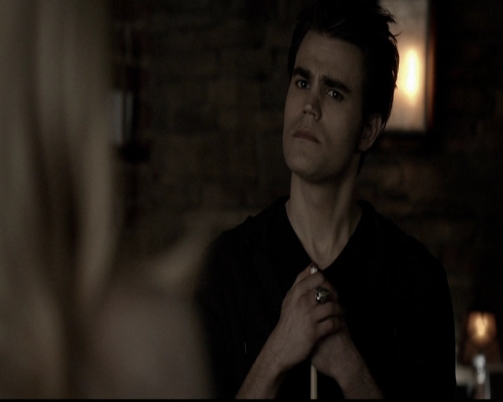 VampireDiariesWorld-dot-org_5x12TheDevilInside3036.jpg