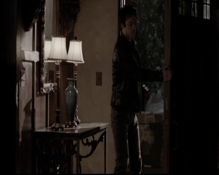 VampireDiariesWorld-dot-org_5x12TheDevilInside3186.jpg