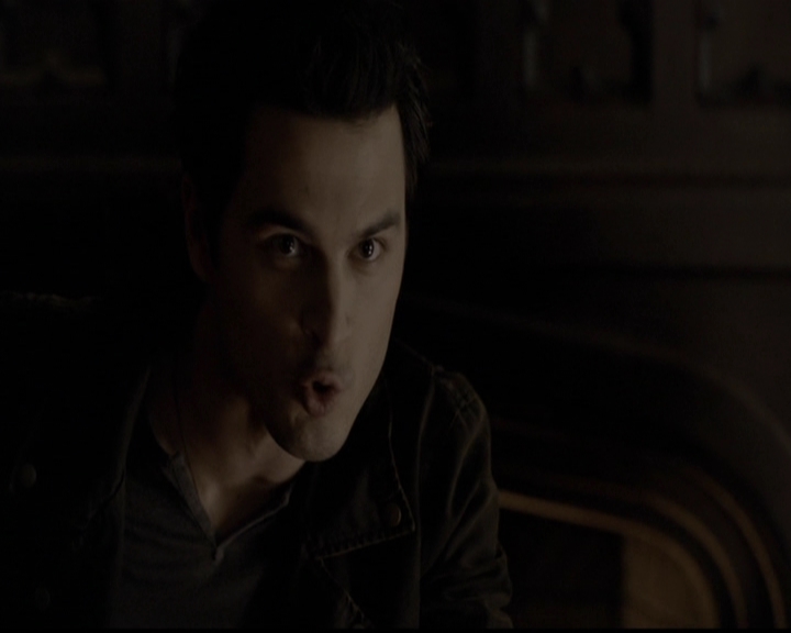 VampireDiariesWorld-dot-org_5x12TheDevilInside3241.jpg