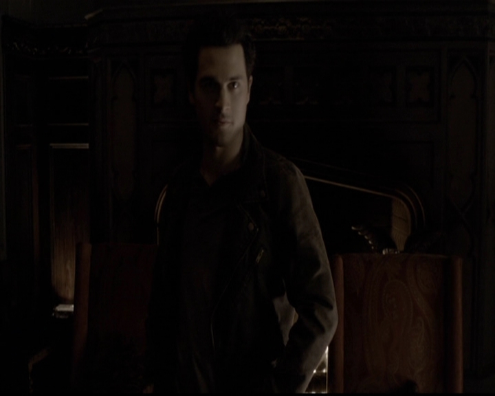 VampireDiariesWorld-dot-org_5x12TheDevilInside3247.jpg