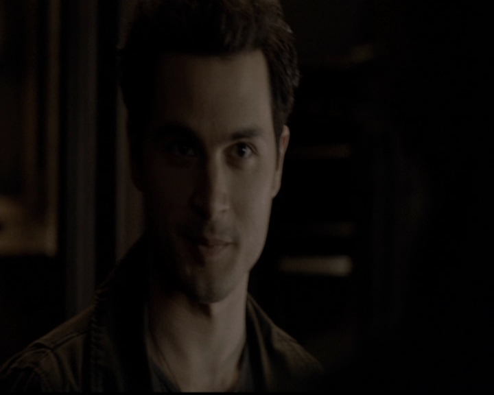 VampireDiariesWorld-dot-org_5x12TheDevilInside3260.jpg