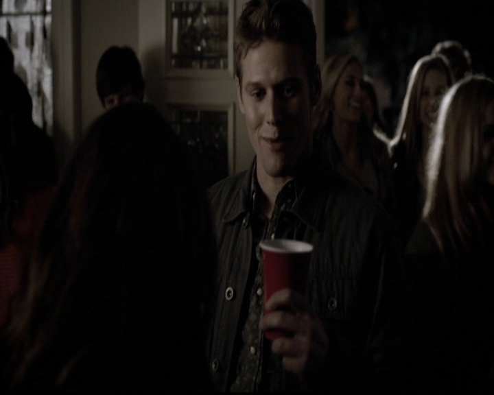 VampireDiariesWorld-dot-org_5x12TheDevilInside3323.jpg