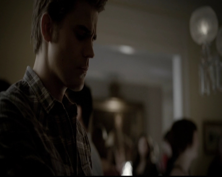 VampireDiariesWorld-dot-org_5x12TheDevilInside3338.jpg