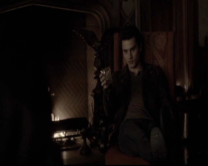 VampireDiariesWorld-dot-org_5x12TheDevilInside3441.jpg