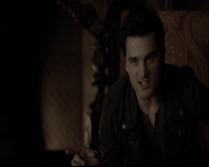 VampireDiariesWorld-dot-org_5x12TheDevilInside3454.jpg