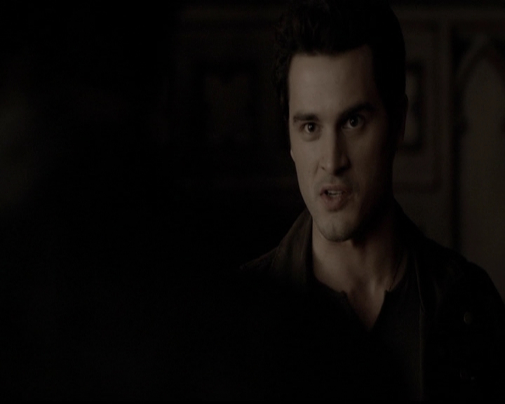 VampireDiariesWorld-dot-org_5x12TheDevilInside3460.jpg