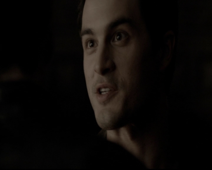 VampireDiariesWorld-dot-org_5x12TheDevilInside3467.jpg