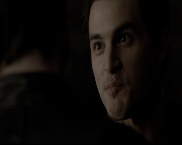 VampireDiariesWorld-dot-org_5x12TheDevilInside3468.jpg