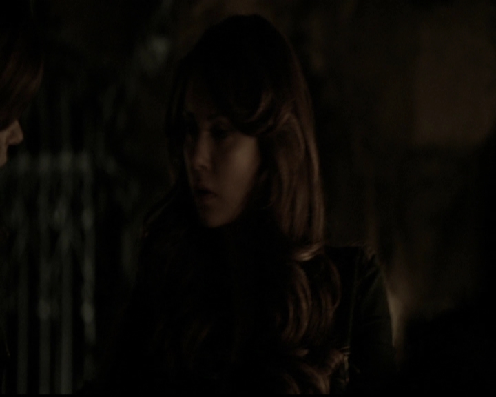 VampireDiariesWorld-dot-org_5x12TheDevilInside3792.jpg