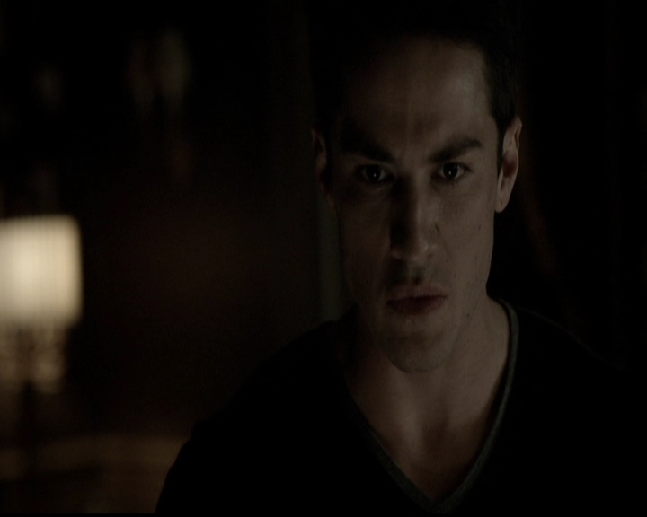VampireDiariesWorld-dot-org_5x12TheDevilInside3808.jpg