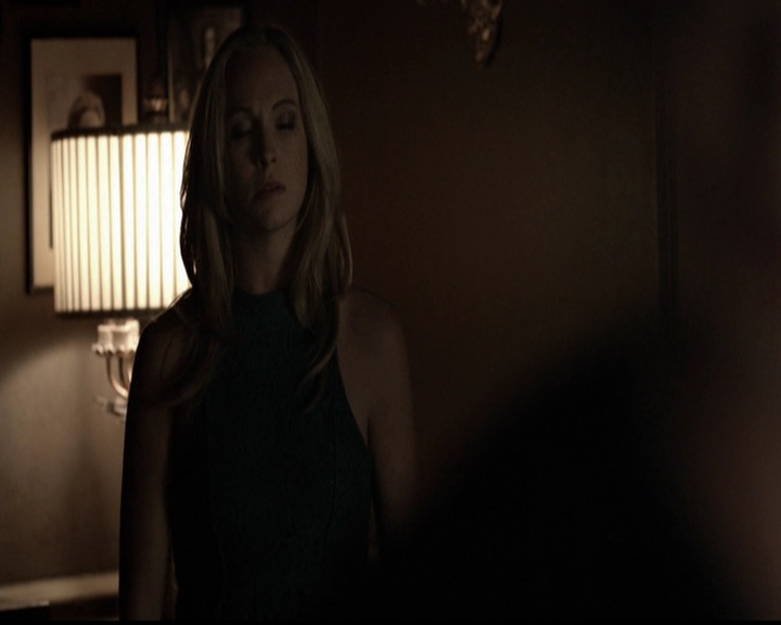 VampireDiariesWorld-dot-org_5x12TheDevilInside3814.jpg