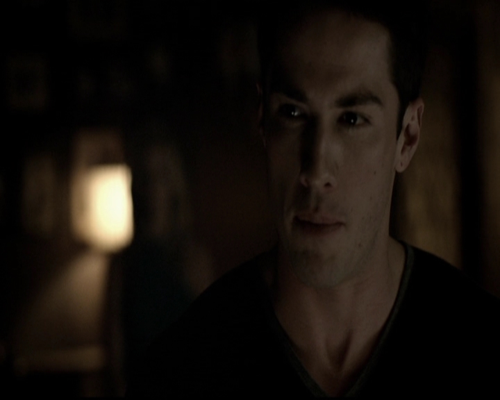VampireDiariesWorld-dot-org_5x12TheDevilInside3820.jpg
