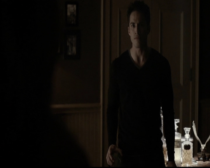 VampireDiariesWorld-dot-org_5x12TheDevilInside3830.jpg