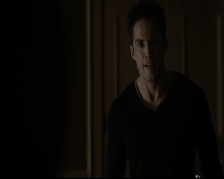 VampireDiariesWorld-dot-org_5x12TheDevilInside3834.jpg