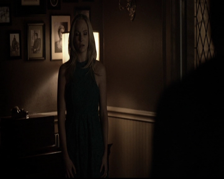VampireDiariesWorld-dot-org_5x12TheDevilInside3837.jpg