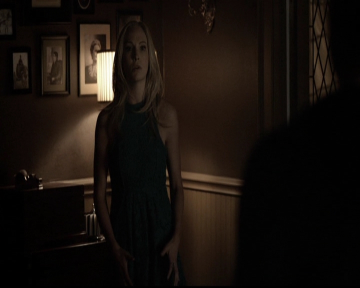 VampireDiariesWorld-dot-org_5x12TheDevilInside3838.jpg