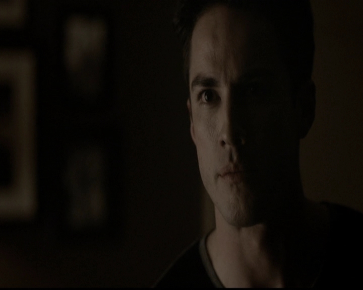 VampireDiariesWorld-dot-org_5x12TheDevilInside3846.jpg