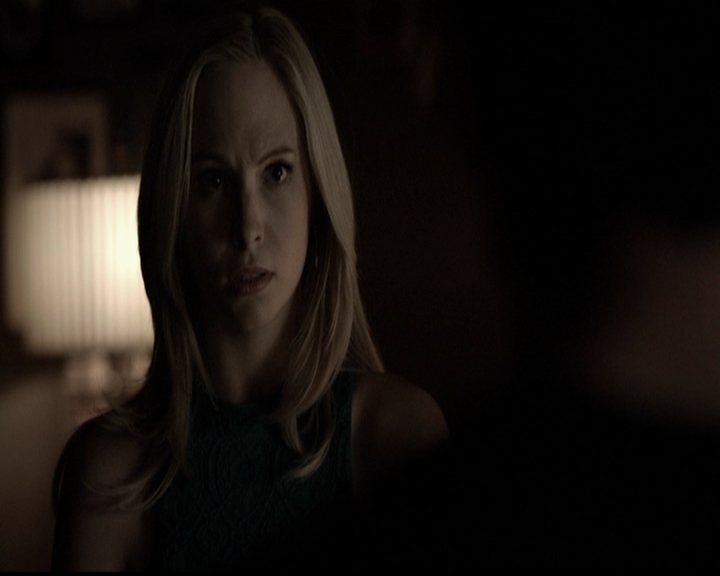 VampireDiariesWorld-dot-org_5x12TheDevilInside3850.jpg