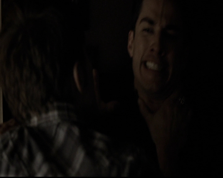 VampireDiariesWorld-dot-org_5x12TheDevilInside3859.jpg