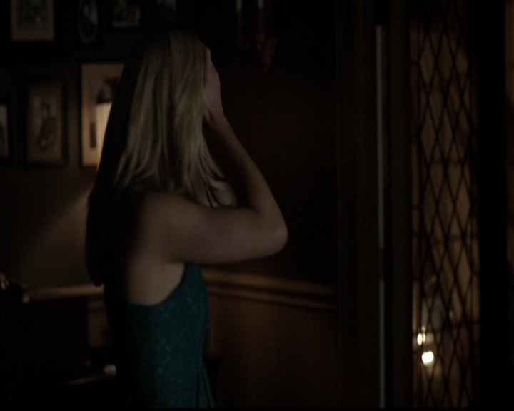 VampireDiariesWorld-dot-org_5x12TheDevilInside3879.jpg