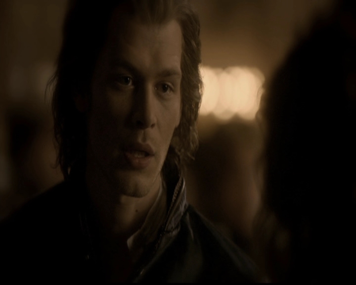 VampireDiariesWorld-dot-org_5x12TheDevilInside3999.jpg
