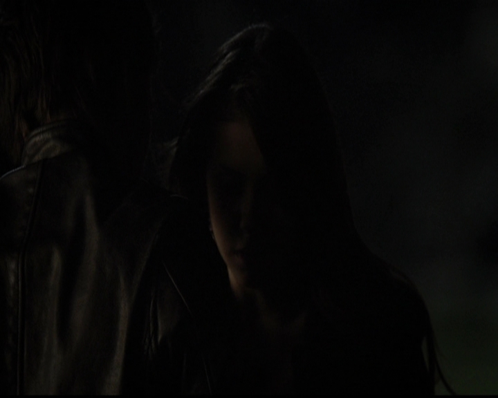VampireDiariesWorld-dot-org_5x12TheDevilInside4086.jpg