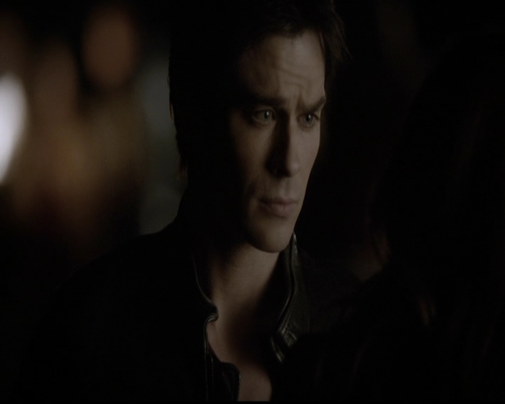 VampireDiariesWorld-dot-org_5x12TheDevilInside4090.jpg