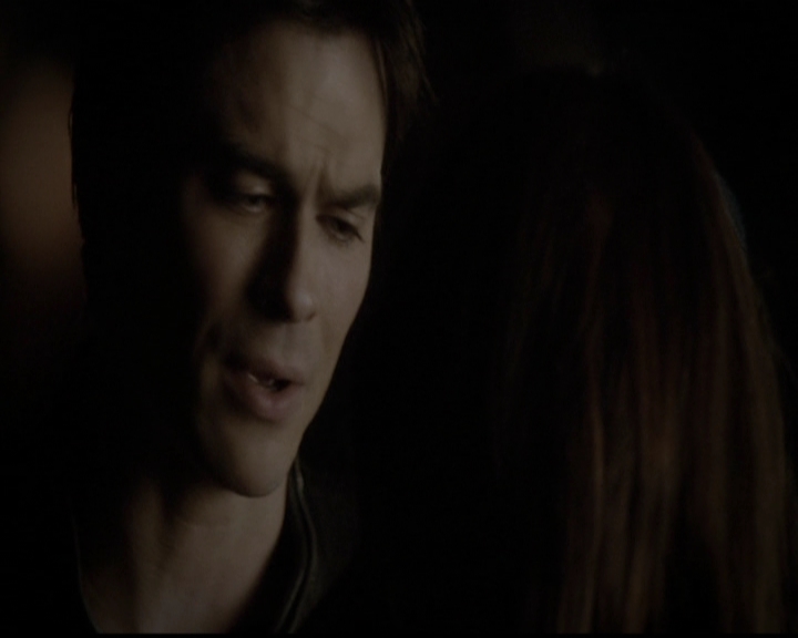 VampireDiariesWorld-dot-org_5x12TheDevilInside4116.jpg