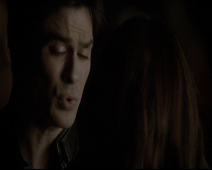 VampireDiariesWorld-dot-org_5x12TheDevilInside4118.jpg