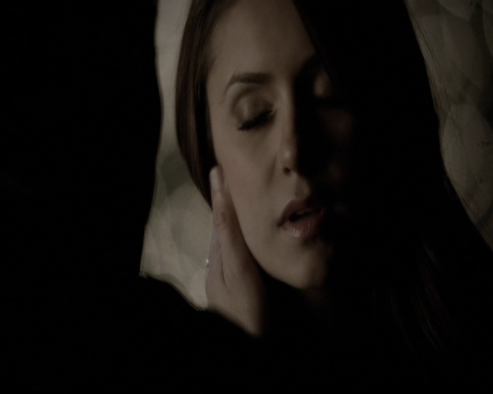 VampireDiariesWorld-dot-org_5x12TheDevilInside4156.jpg