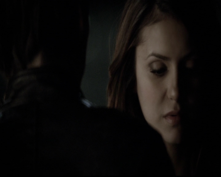 VampireDiariesWorld-dot-org_5x12TheDevilInside4180.jpg