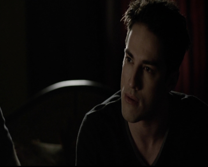 VampireDiariesWorld-dot-org_5x12TheDevilInside4314.jpg